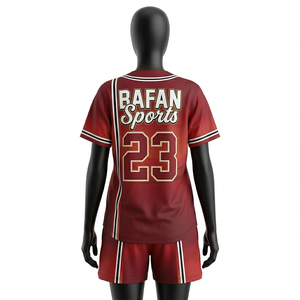 ชุดเสื้อยืดแขนกุดและกางเกงขาสั้นผู้หญิง ผ้าโพลีเอสเตอร์เนื้อนุ่ม 180 GSM ลายทางสีแดง พร้อมโลโก้สั่งทำพิเศษ - Product Image 2