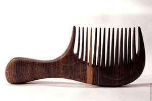 Mini Peine de Madera Ecológico Hecho a Mano, Peine de Bolsillo de Bambú, Regalo Artesanal Natural - Product Image 6