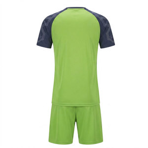 Tenue de tennis haut de gamme pour hommes, respirante, en polyester, avec short et maillot de sport, personnalisable pour l'entraînement en équipe - Product Image 6