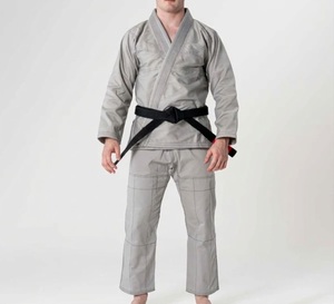 Ensemble de Kimono BJJ Gris Personnalisé pour Jiu-Jitsu Brésilien – Vente en Gros d'Uniformes BJJ et Kimonos de Grappling pour l'Entraînement (Hommes et Femmes, Unisexe) - Product Image 6