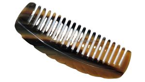 Peigne en corne de buffle d'eau de qualité supérieure, fait à la main, écologique, respectueux de la peau, couleurs noires, prix de gros, utilisation en salon, direct - Product Image 3