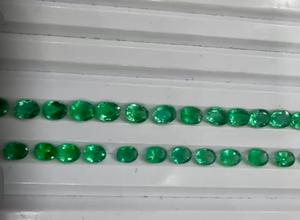 Auténtica Esmeralda Verde de Zambia para Anillos, Collares y Pendientes de Lujo, Esmeralda Verde Natural de Grado Coleccionista Premium - Product Image 2