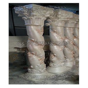 เสาตกแต่งงานแต่งงานลายดอกไม้สีขาวแบบดั้งเดิม - วัสดุไฟเบอร์ - Product Image 1