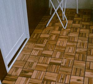 Plancher de terrasse en acacia, dimensions 30 x 30 cm, antidérapant, imperméable, facile à installer, décoration de jardin, terrasse, cour arrière, résistant aux intempéries - Product Image 3