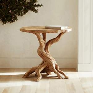 Table d'appoint en bois artistique qui ajoute du caractère à la décoration intérieure grâce à sa grainure de bois unique et son aspect artisanal - Product Image 3