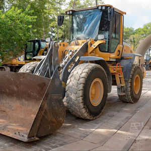 Cargadora de Ruedas Volvo L60H Usada/Nueva con Motor Diésel Perkins, Sistema Hidráulico HYDAC de Alta Eficiencia - Product Image 1
