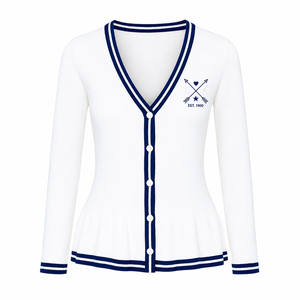 Rehaussez l'image de votre tenue professionnelle avec notre cardigan en tricot à carreaux d'hiver haut de gamme pour femme, d'inspiration universitaire. - Product Image 1