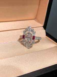 Bague Art Déco Moissanite 1 carat taille ovale, style classique vintage avec halo, plaqué rhodium, argent 925 original, cadeau de promesse ou d'anniversaire pour elle - Product Image 3