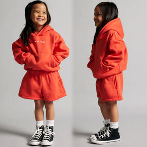 Conjunto de Sudadera con Capucha y Pantalones Cortos para Niñas, Conjuntos Deportivos de Algodón y Felpa, Conjuntos de Sudadera con Capucha y Pantalones Cortos para Niños, Conjuntos Deportivos con Logotipo Personalizado - Product Image 2