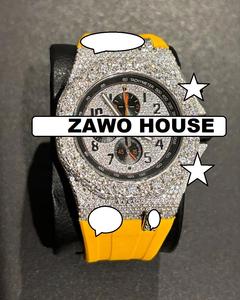 Montre ZAWO personnalisée unisexe vintage hip-hop en acier inoxydable avec diamants moissanite taillés, verre analogique unique, mécanique et tendance - Product Image 1