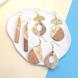 Stylish Trendy Resin Epoxy Earrings Eco-Friendly Customizable Design Resin Jewelry for Women for Party & <b>Gifts</b> Resin Crafts - Product Image 5