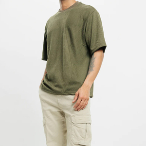 T-shirts Boxy Personnalisés pour Hommes, Séchage Rapide, Coupe Oversize, Maillot de Football, Basketball, en Maille, 100% Coton, Fabriqués au Pakistan - Product Image 1