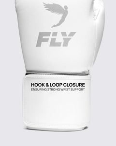 ถุงมือชกมวย Fly Black & Gold รุ่นใหม่ สำหรับฝึกซ้อมระดับมืออาชีพ สำหรับผู้ใหญ่ ถุงมือชกมวย Fly สำหรับการฝึกซ้อมและคิกบ็อกซิ่ง รุ่น CP-BG-211 - Product Image 2
