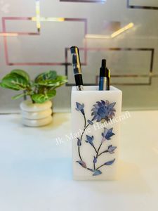Porte-stylo carré en marbre avec incrustation florale bleue, organiseur de bureau, pièce artisanale - Product Image 2