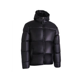 Chaqueta Acolchada Premium para Hombre con Logotipo Personalizado, Chaqueta de Invierno Casual de Manga Larga con Capucha y Cuello Alto, Impermeable - Product Image 6