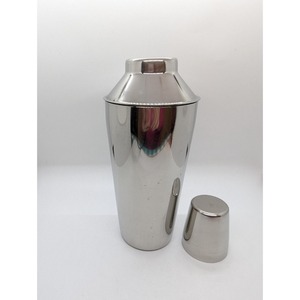 Shaker à cocktails en acier inoxydable, finition argentée, design moderne, capacité 500 ml, pour bar à domicile, fêtes et cocktails. - Product Image 3