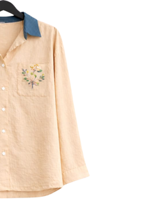 Conjunto de dos piezas para mujer, camisa beige y pantalones anchos azules, conjunto informal de algodón y lino, ropa de verano con bolsillo bordado - Product Image 4