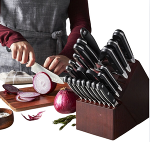 Ensemble de couteaux de cuisine marron foncé avec manches rivetés noirs et lames argentées pour trancher les oignons, hacher les légumes et la préparation culinaire - Product Image 4
