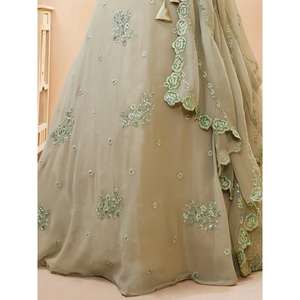Superbe Sangeet brodé vert Pista Wear Lehenga Choli - Product Image 2