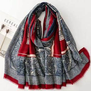 Wholesale 2026 Spring Summer Collection New 180*90cm Custom Floral Hijabs Women's Muslim <b>Scarves</b> and Head Wraps - Product Image 3