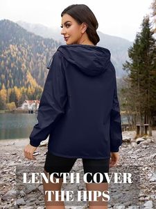 Chaqueta Azul Marino Cortavientos con Cierre, Cuello Alto y Bolsillos Laterales, Corte Regular, Chaqueta Deportiva Casual para Mujer, Poliéster, Ropa de Primavera - Product Image 2