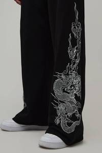 Pantalones Deportivos Personalizados para Hombre, Ropa Urbana Personalizada, Ropa Casual OEM, Prendas Inferiores de Diseño Personalizado, Estilo Moderno - Product Image 3