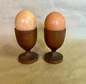 Porte-œufs en bois naturel, design élégant, très demandé et très vendu, à bon prix - Product Image 4