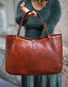 Bolso Tote Clásico de Cuero Genuino con Dos Asas, Cierre de Solapa, Bolso de Mano Duradero para Uso Diario de Mujer, Color Marrón, Cuero de Grano Completo - Product Image 5