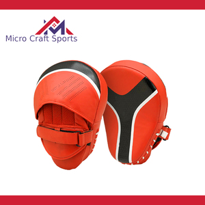 Professional Equip of Boxing Mitt Focus Pad Leather Focus Pad Custom Boxing Training Martial Arts Focus Mitts Quality Pakistan - Product Image 5