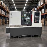 Tour CNC à banc incliné avec trou traversant de 52 mm pour le travail continu de barres rondes, usinage automatique LK-200L