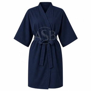 Robes de salon personnalisées avec logo, résistantes à l'eau et à l'eau de Javel, pour coiffeurs, unisexes, noires, en polyester, style kimono. - Product Image 6