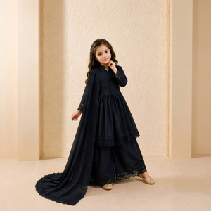 Nouvelle collection de salwar kameez pour filles avec dupatta, pour les fêtes et les occasions spéciales, disponible à prix abordable. - Product Image 1