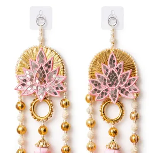 Decoración Colgante Floral Hecha a Mano, Ecológica, de Diseño Moderno, con Cuentas de Plástico, Flores Rosas y Rojas, Anillos Dorados, Borlas de Perlas, Reutilizable para el Hogar - Product Image 6