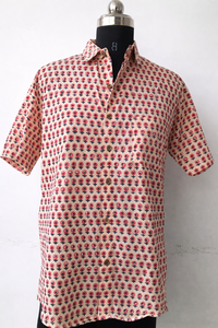Camisa de algodón estampada a mano con diseño de melocotón |   Camisa de Manga Corta Unisex con Botones |   Camisa Artesanal Hecha a Mano - Product Image 4