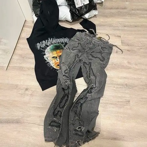 Pantalones vaqueros cargo de mezclilla acampanados rasgados apilados personalizados Pantalones vaqueros de mezclilla apilados ajustados con parches desgastados para hombres - Product Image 3