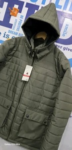 Veste d'hiver unisexe très demandée, isolée et thermique, idéale pour la randonnée, le camping et les activités de plein air, disponible à la vente - Product Image 2
