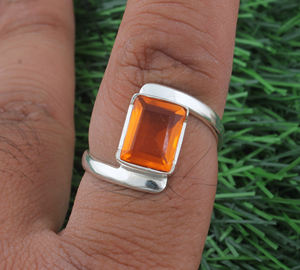 แหวนเงินแท้ 925 ประดับพลอยควอตซ์สีส้มทรงคลาสสิกมินิมอล ดีไซน์เรียบหรู สำหรับผู้หญิง เหมาะสำหรับงานแต่งงาน งานเลี้ยง และขายส่ง - Product Image 2