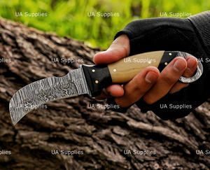 Cuchillo de caza y camping de hoja fija de acero de Damasco forjado a mano con punta de gota y filo recto, mango de resina de hueso de camello, funda personalizable OEM - Product Image 5