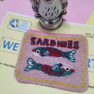 Monedero de sardinas bordadas a mano con cuentas, novedoso, con cremallera, bonito, para maquillaje, tarjetas de crédito y llaves - Product Image 4