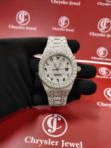 Montre Moissanite Iced Out la plus vendue avec bracelet en acier inoxydable personnalisable en diamant VVS Clarity disponible au prix de gros - Product Image 2