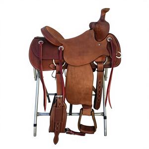 Selle d'équitation anglaise en cuir de buffle véritable, durable et confortable, avec design gravé, pour la course et l'équitation européenne. - Product Image 4