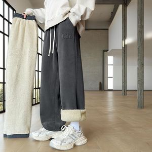 Pantalones de Algodón para Hombre, Corte Recto, Casuales, de Lona, Cintura Media, Lavado Medio, Bordados - Product Image 3