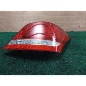 Luz Trasera Derecha Usada Equus 924023N010 - Product Image 1