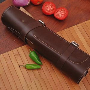 Ensemble de couteaux de chef en acier carbone forgé à la main |   Couteaux de cuisine professionnels 5 pièces avec manches en bois |   Lames Tranchantes comme des Lames de Rasoir - Product Image 5