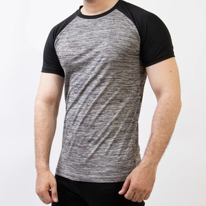 T-shirt décontracté pour homme, gris et noir, col rond, coupe classique, manches courtes, 100% coton, séchage rapide, respirant, logo tricoté sur le devant - Product Image 3