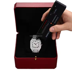 Reloj de Diamantes Moissanite Royal Frost para Hombre con Diseño de Lujo, Cuarzo Analógico y Estilo Iced - Product Image 6