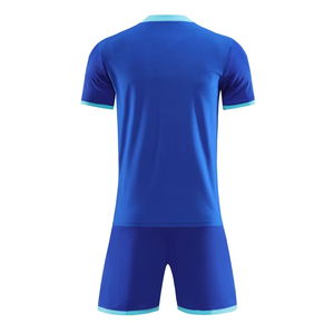 Uniformes de football pour hommes de qualité supérieure, best-sellers, sublimation, fabrication directe en usine, uniformes d'entraînement de football personnalisés imprimés - Product Image 2