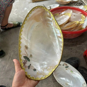 ถาดเสิร์ฟเปลือกหอยมุกขนาดใหญ่หรูหรา 15ซม.-33ซม. ขอบสีทอง/เงิน พร้อมขาตั้ง ลายดอกบัวสุดพิเศษ - Product Image 1
