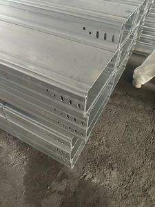 Câble-coursière en acier inoxydable 304 316 : Robuste, à longue portée, entièrement fermée pour l'ingénierie électrique - Product Image 3