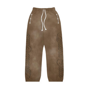 Ensemble de survêtement streetwear personnalisé, effet délavé à l'acide, avec fermeture éclair, appliqué, broderie usée et patch, comprenant un sweat à capuche court et un pantalon de survêtement - Product Image 6